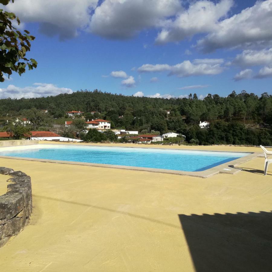 Casa Na Quinta De Valinhas Leilighet Vitorino dos Piães Eksteriør bilde