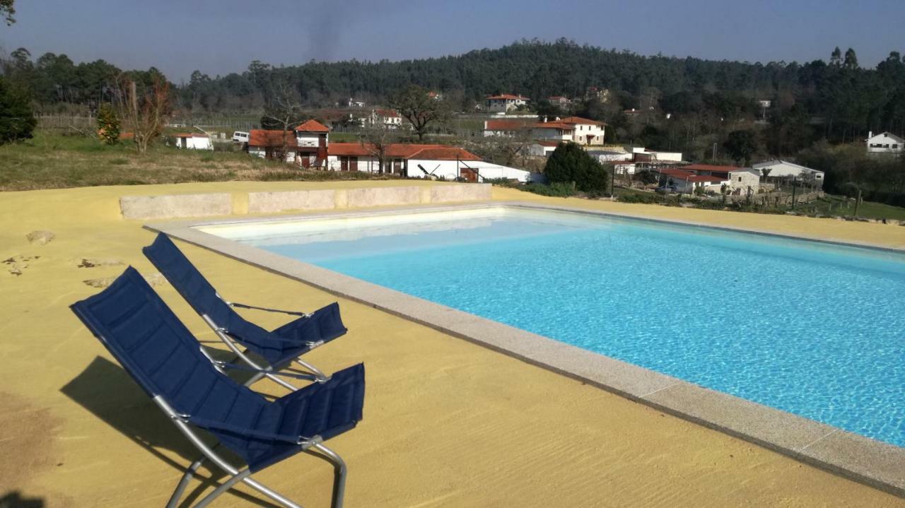 Casa Na Quinta De Valinhas Leilighet Vitorino dos Piães Eksteriør bilde